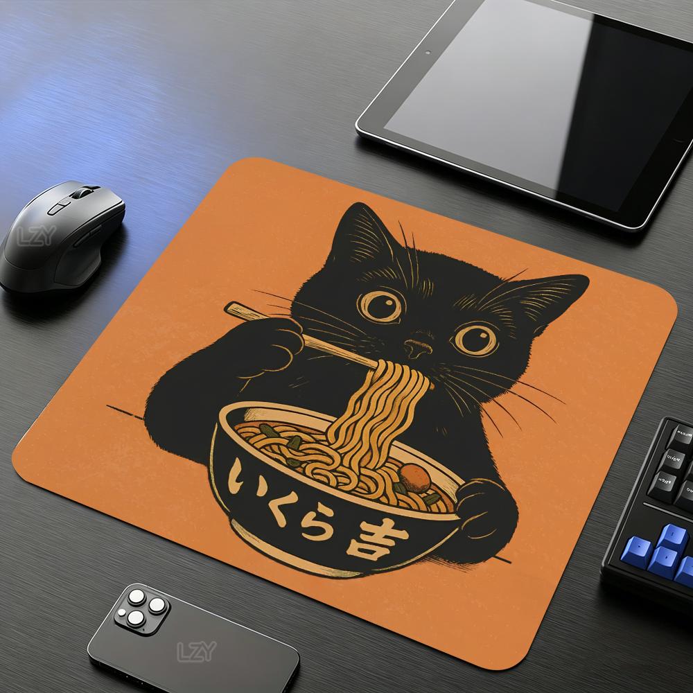 Zwarte kat houdt van het eten  - Gaming Accessories Shop recensie en prijs